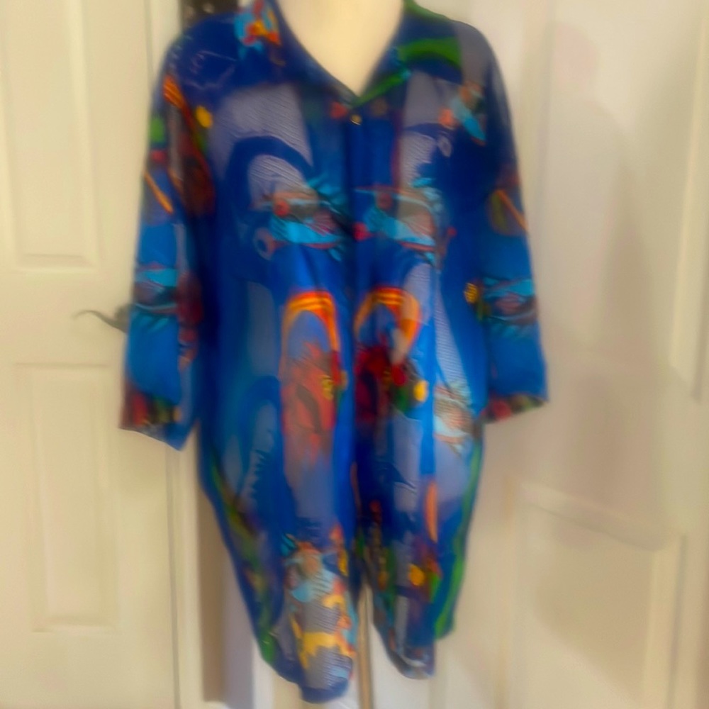 Mens Hawaiian Shirt was worn as women’s swim coverup once  great shirt ! Amazing